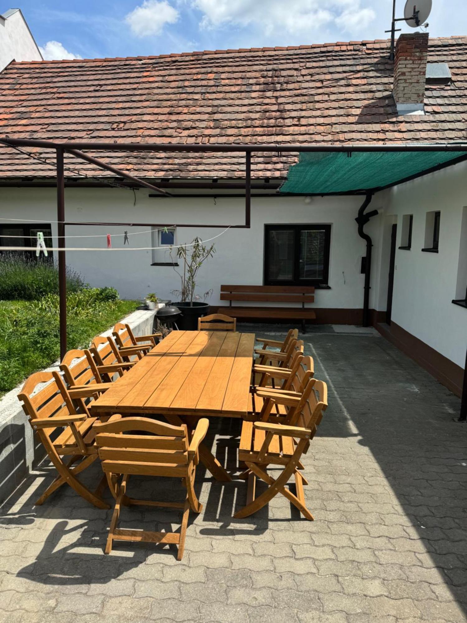 Mikulovska Chalupa Se Sklepem Экстерьер фото